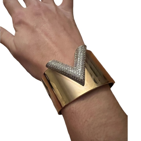 Louis Vuitton Essential V Cuff Bracelet Metal with Crystals - Picture 9 of 16